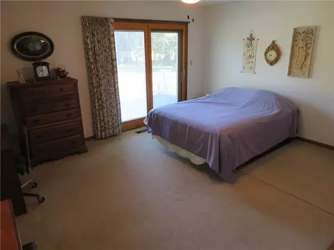Bedroom - 7607 Ferguson Rd, Ozawkie, KS 66070 photo 2 of 7