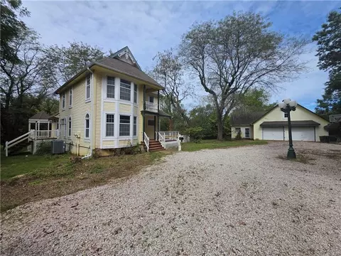 16840 W 287th St, Paola, KS 66071