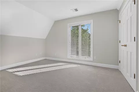 Bedroom - 118 NEdgewater Dr, Lees Summit, MO 64064 photo 5 of 12