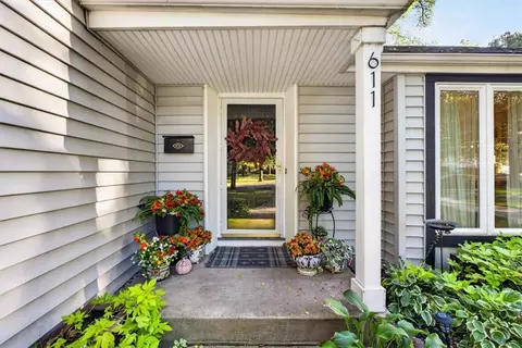 611 W Santa Fe Trl, Kansas City, MO 64145