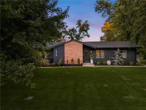 3718 W 96th St, Overland Park, KS 66206