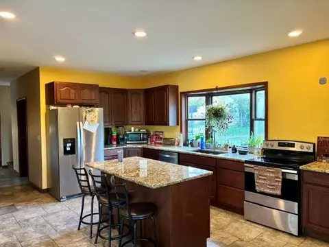 Kitchen - 7988 22nd St, Perry, KS 66073 photo 1 of 2