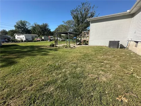 Exterior - 411 W Pine St, Orrick, MO 64077 photo 3 of 6
