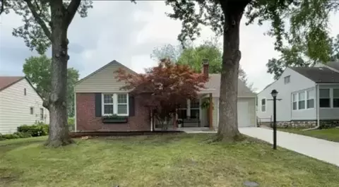 8018 Belleview Ave, Kansas City, MO 64114