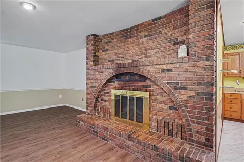 Living - 426 Halderman St, Lecompton, KS 66050 photo 3 of 4