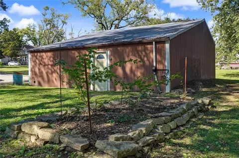 Other - 426 Halderman St, Lecompton, KS 66050 photo 8 of 10