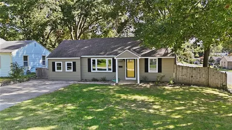 7049 Horton St, Overland Park, KS 66204