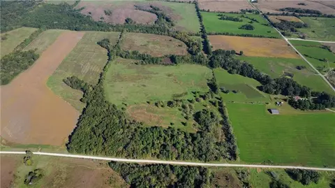 150 Th St, Bethany, MO 64424 photo 3