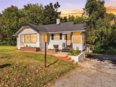 51 N Emerson St, Kansas City, MO 64119