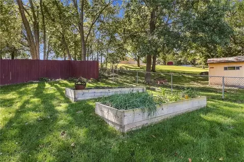 Exterior - 363 E Lowell St, Claycomo, MO 64119 photo 6 of 6