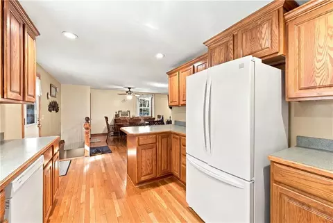 Kitchen - 363 E Lowell St, Claycomo, MO 64119 photo 5 of 5