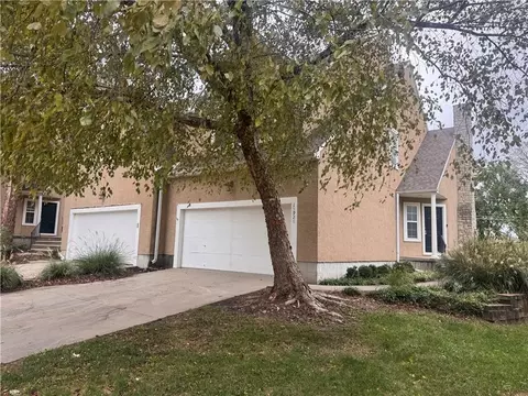 1592615928 W 91st Ter, Lenexa, KS 66219