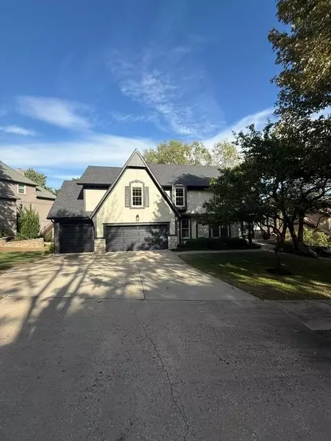 14608 W 56th Ter, Shawnee, KS 66216
