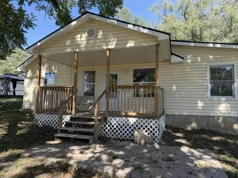 5638 Miami Ave, Kansas City, KS 66106