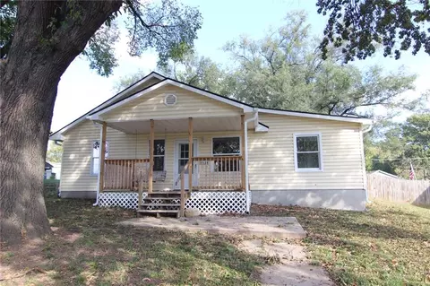 5638 Miami Ave, Kansas City, KS 66106