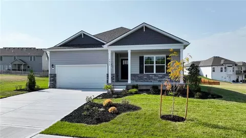 7705 NE 106th Ter, Kansas City, MO 64157