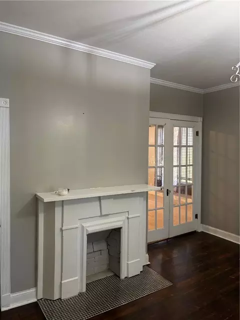 Living - 1106 Parallel St, Atchison, KS 66002 photo 3 of 3