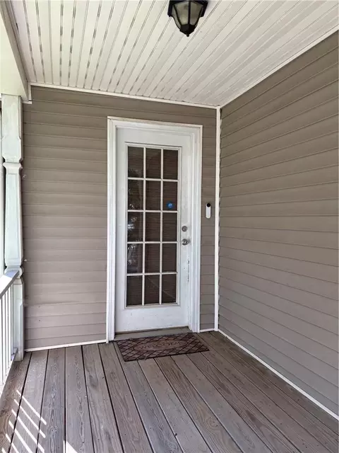 Exterior - 1106 Parallel St, Atchison, KS 66002 photo 4 of 6