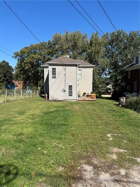 Exterior - 1106 Parallel St, Atchison, KS 66002 photo 6 of 6