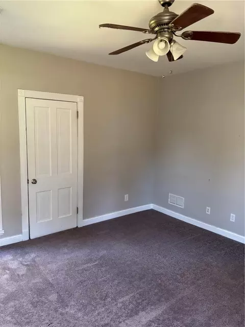 Bedroom - 1106 Parallel St, Atchison, KS 66002 photo 4 of 4