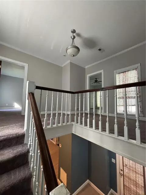 Entry Way - 1106 Parallel St, Atchison, KS 66002 photo 4 of 5