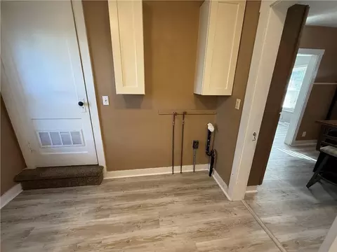 Entry Way - 404 E 4th St, Lawson, MO 64062 photo 1 of 1