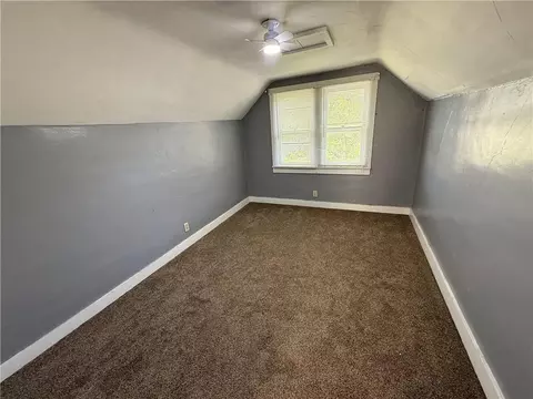 Bedroom - 404 E 4th St, Lawson, MO 64062 photo 4 of 5