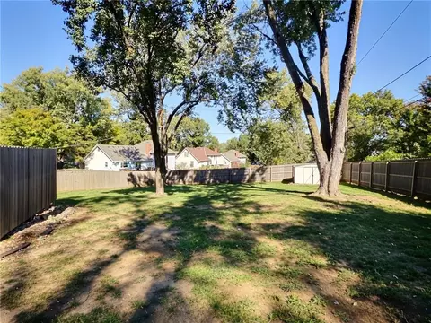 Exterior - 8809 Widmer Rd, Lenexa, KS 66215 photo 12 of 12