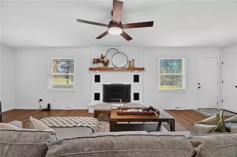 Living - 7404 E 197th St, Belton, MO 64012 photo 3 of 8