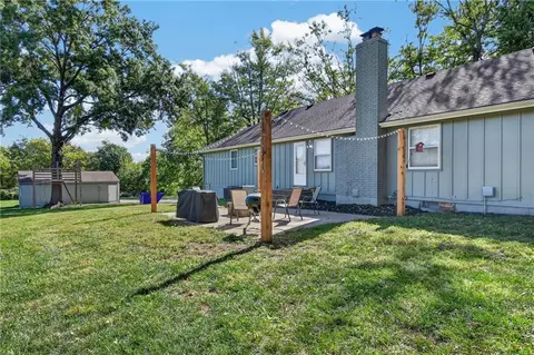 Exterior - 7404 E 197th St, Belton, MO 64012 photo 6 of 9