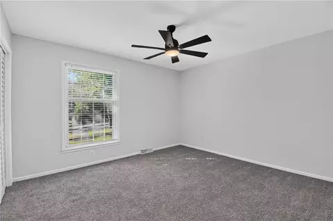 Bedroom - 7404 E 197th St, Belton, MO 64012 photo 6 of 7