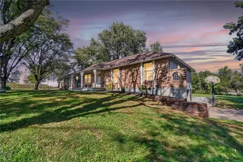 Exterior - 7404 E 197th St, Belton, MO 64012 photo 2 of 9