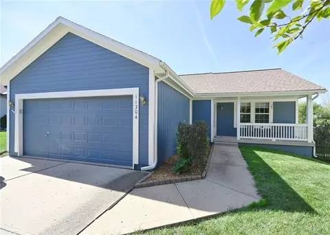 11304 N Nashua Dr, Kansas City, MO 64155