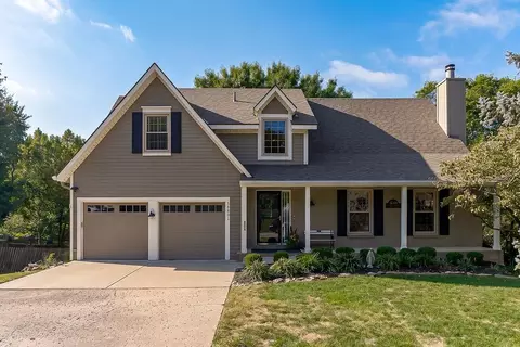 18401 W 114th Ter, Olathe, KS 66061