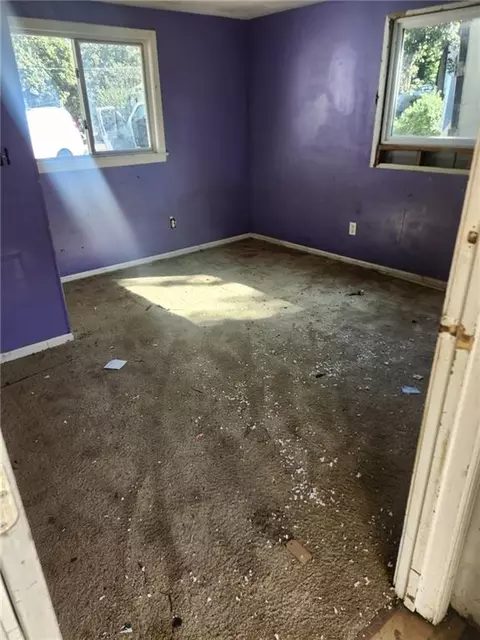 Bedroom - 8202 E Shady Tree Ln, Freeman, MO 64746 photo 2 of 2
