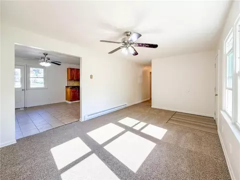 Living - 2806 Wesley Ct, Sedalia, MO 65301 photo 3 of 3