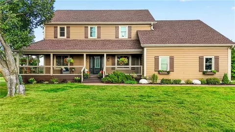 23237 Nall Rd, Bucyrus, KS 66013
