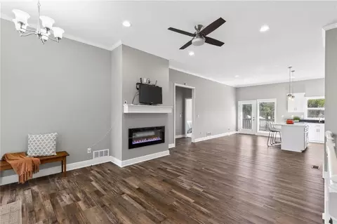 Living - 1925 Carter Ct, Liberty, MO 64068 photo 1 of 3