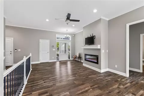 Living - 1925 Carter Ct, Liberty, MO 64068 photo 2 of 3