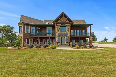 25400 S State Route M, Garden City, MO 64747