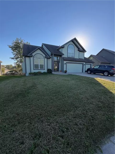 6211 NE 119th Ter, Kansas City, MO 64156