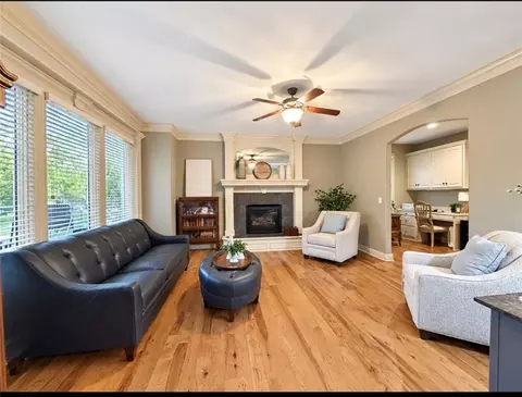 15917 Ballentine St, Overland Park, KS 66221
