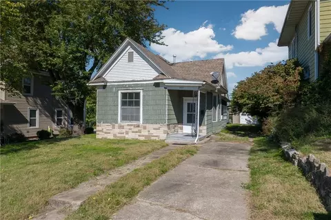 2611 Mitchell Ave, Saint Joseph, MO 64507