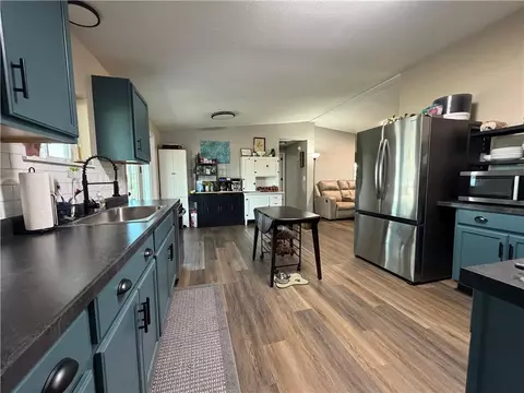 Kitchen - 19639 County Rd 60 Rd, Jasper, MO 64755 photo 4 of 8