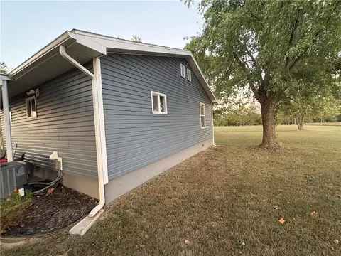 Exterior - 19639 County Rd 60 Rd, Jasper, MO 64755 photo 8 of 10