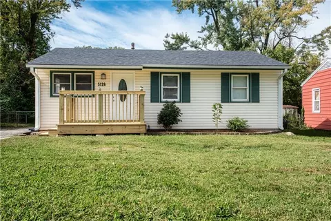 5126 N Corrington Ave, Kansas City, MO 64119