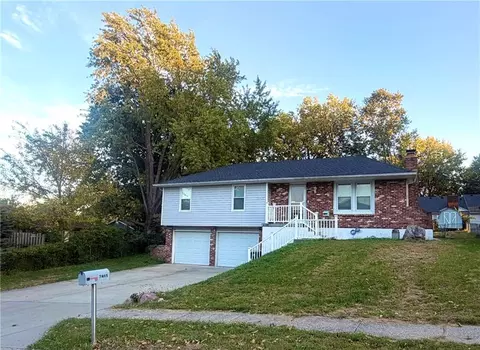 7415 NW 80th Ter, Kansas City, MO 64152