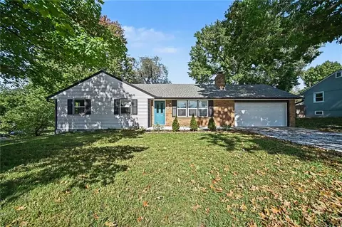 7332 Parallel Pkwy, Kansas City, KS 66112
