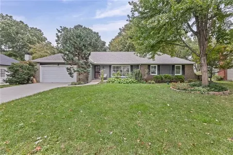 6527 Maple Dr, Mission, KS 66202