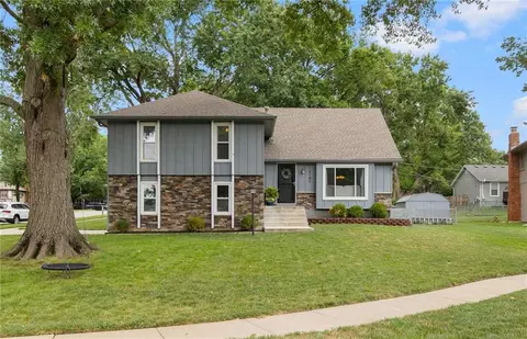 12705 W 99th Ter, Lenexa, KS 66215